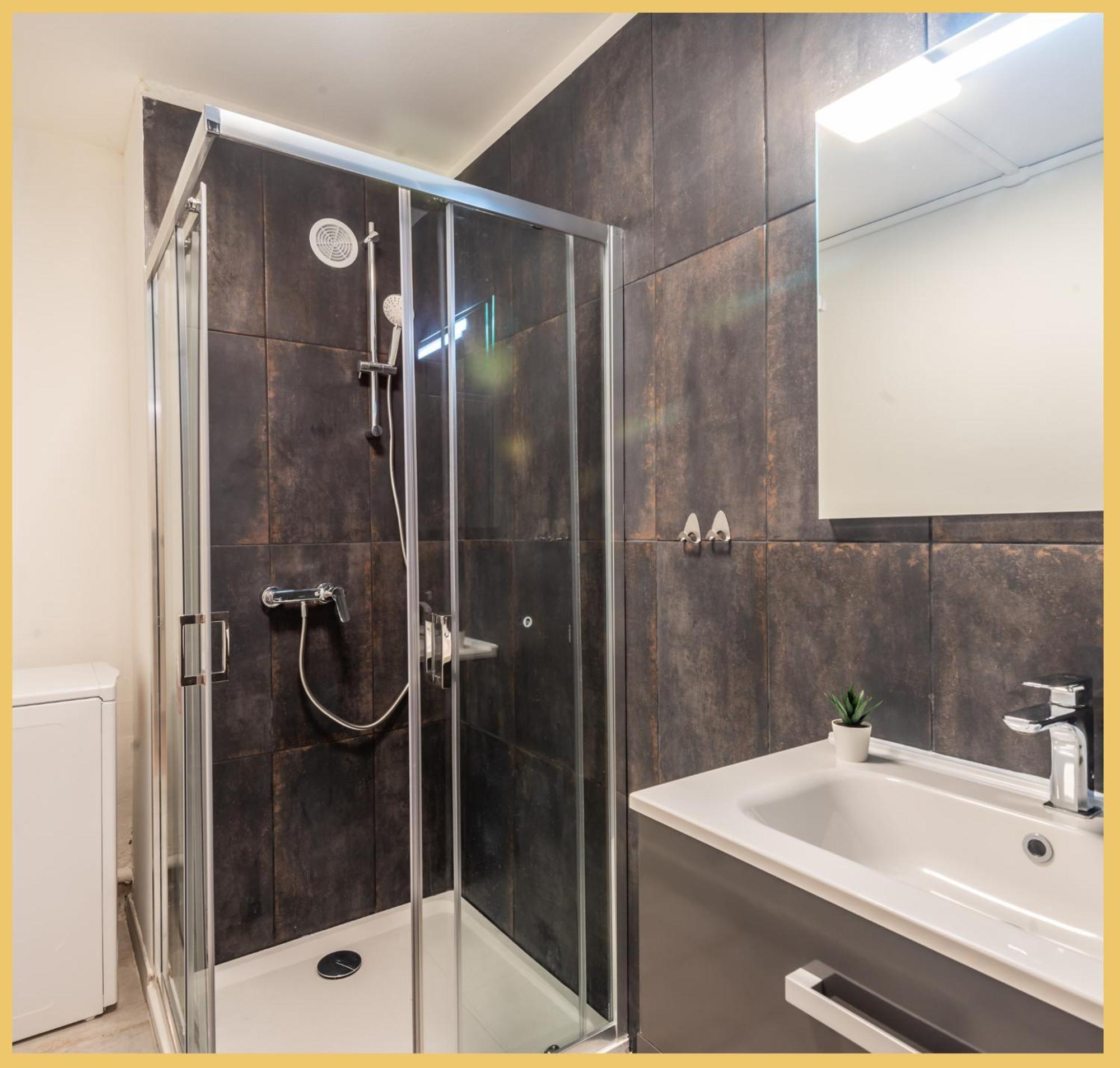 T2 I Moderne I Apartamento